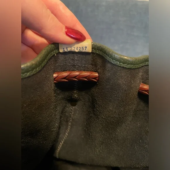 Vintage Dooney & Bourke All Weather Leather Tri-Color Drawstring Bucket Bag - Picture 14 of 14